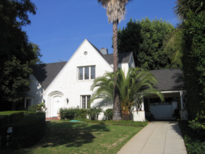 Dimensional fiberglass composition, Beverly Hills